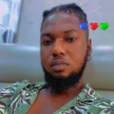 Hi, I'm from South Africa♥️, I'm single and Gay🏳️‍🌈 I'm 25 years old,  What's up!?😊