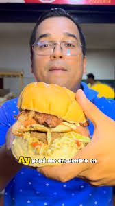 APERTURA de la nueva sede de @lacombicompleta_rest con deliciosas  hamburguesas tipo americana y smash 🤤 Visítalos en la calle 67 de Cecilio  acosta entre av 9 y 9B