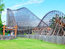 The bring a friend free dates are october 24, 2020, december 19, 2020, and february 20, 2021. Six Flags Ticket Prices And How To Save Money Twiniversity