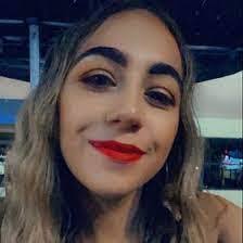 Elisa Dickson's Instagram, Twitter & Facebook