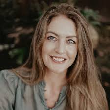 Amazon.com: Women Thrive IV: Inspiring True Stories of Women Overcoming  Adversity: 9781738410743: Jankunaite, Raimonda: Books