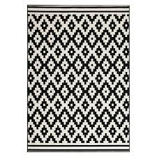 Gestreifter muuto ply teppich ab 219 schwarz weiss cremewei ss gelb rosa dunkelgrau. Kayoom Teppich Stella Schwarz Weiss L X B 150 X 80 Cm 100 Polypropylen Bauhaus