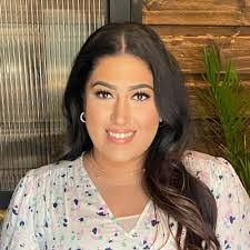 Inaara Panjwani's Instagram, Twitter & Facebook