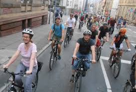Critical mass nürnberg (jeden letzten freitag). In Stuttgart Gilt Critical Mass Als Versammlung Velophil
