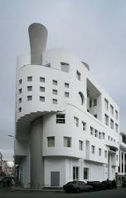 Rowland and completed in 1929. ç™¾å…Ž Momousa Art Deco Buildings Architecture Art Deco Architecture