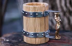 Wooden Beer Mugs By Green Shield Workshop Caneca De Madeira Canecas Customizadas Canecas