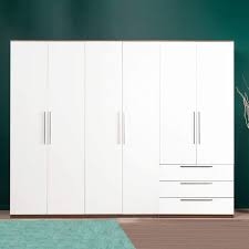 beyaz gardrop modelleri modern ve kullanisli evduzenleme com