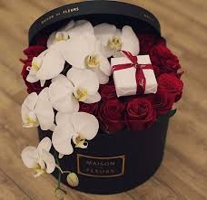 Love Me Lights Out Flower Box Gift Luxury Flowers Valentines Flowers