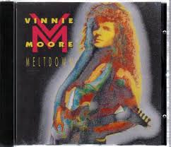 Meltdown: Moore Winnie: Amazon.es: CD y vinilos}