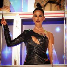 Apaixonado pela história de george r.r. Cabedal Decote E Botas De Cano Alto O Look Fatal De Rita Pereira Estilos Sapo Lifestyle