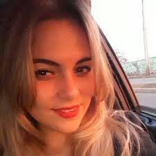 Angela mora (@Angelamoracard)