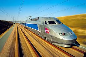 La limite de déplacement à 10 nous allons remettre des trains. Le Chatbot Ouibot Desormais Disponible Sur L Application Oui Sncf Deplacements Pros