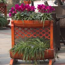 Up to three seeds can be placed in the planter. Outdoor Planter Flower Box Stainless Steel Planter Pot Metal Flower Planter Outdoor Planter Pots Big Flower Planter Wpc Wood Plant Pot Flower Planter