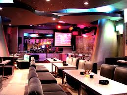 Interesting Facts About Karaoke Bar In Japan Noor Lifestyle Karaoke Room Karaoke Japan