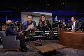 Event details, videos, merchandise & more. Early Look Blake Shelton Chats Plays Jinx Challenge With Kelly Clarkson On Fallon S Tonight Show