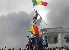 Le jeune frère de balla gaye 2, sa thiès, n'a laissé aucune chance à son adversaire moussa ndoye. Manifestations Macky Sall Decrete Un Deuil National Ce Jeudi A La Memoire Des Victimes Xalima Com