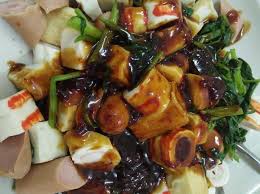 Boleh pilih nak kuah sup atau sos hitam. Resepi Kuah Yong Tau Foo Simple
