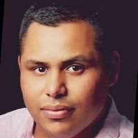 500+ perfiles de «Suriel»