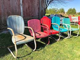 Vintage Metal Chairs On Instagram Arvin Made 5 Outdoor Lawn Chair Styles That Ranged From 1940 To Outdoor Lawn Chairs Vintage Metal Chairs Metal Lawn Chairs