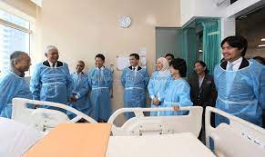 Või haigla, cardiac vascular sentral kuala lumpur (cvskl) kuala selangor, malaisia, lahtiolekuajad cardiac. Malaysia To Prove Jho Low S Private Jet Bought With Stolen Money Pm