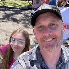 Does anyone else get a ping noise