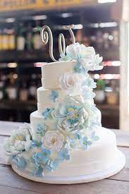 Amira And Mike Mooresville Alabama Wedding Cake Table Wedding Cakes With Cupcakes Cake