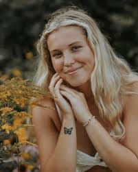 Lily Burke's Instagram, Twitter & Facebook