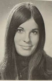 So sad to hear of the passing of Yvette Barnard may you RIP, my sincere  sympathy to you Nettie and Dassie and family