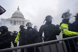 8gxdhu Wztk6mm Congress has returned to action to certify the presidential election, after hours of delay caused by violent clashes with protesters who entered the capitol building.