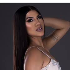 Brunella Torpoco agradecida y feliz por gira europea