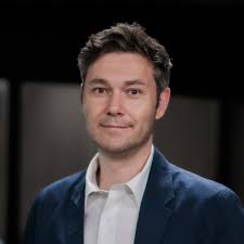 Eight Rules of Light of Mario Nanni