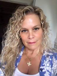 Johnny's Auto Body, 4865 Lankershim Blvd, North Hollywood, CA 91601, US