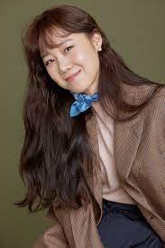 gong hyo jin hangs out with best love costar cha seung won as first guest on 4th season of three meals a day fishing vill gong hyo jin cha seung won
