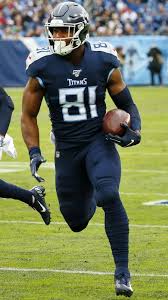 Jonnu andre smith (born august 22, 1995) is an american football tight end for the tennessee titans of the national football league (nfl). 2v6 Rhzjrbu2am
