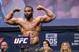 He had become the ufc welterweight champion in july 2016 and had retained the title 4 times before eventually losing it to kamaru usman in march 2019. Morning Report Tyron Woodley Planning Move To 185 This Year People At Middleweight Need To Watch Out Mma Fighting