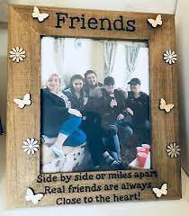 Create a unique personalised gift with your favourite photo and text, order now! Best Friends Wooden Photo Picture Frame Personalised Frames Friendship Birthday Ebay