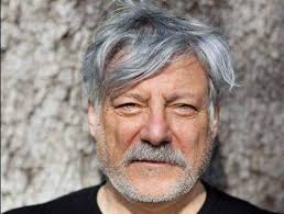 64enne, il prossimo 24 novembre, nasce sotto il segno del sagittario. Piermaria Cecchini Regista Attore E Scrittore Intervista Ilsicilia It