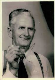 Between Raymond,Alexander and Calhoun who is more possessive