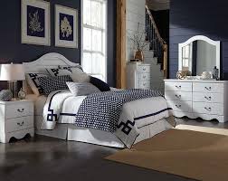 White Rustic Bedroom Suite 3 Or 5 Piece Taylor Bedroom Set American Freight Contemporary Bedroom Sets Affordable Bedroom Sets Discount Bedroom Furniture