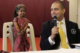 Accédez directement à l'activité sans créer de compte et sans installation. La Plus Petite Femme Du Monde Est Une Indienne De 62 Cm La Presse