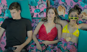 Stylized as e l i t ǝ) is a spanish thriller teen drama streaming television series created for netflix by carlos montero and darío madrona. What Is Elite Short Stories Netflix Is Getting A Treat