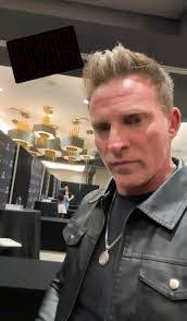 Marty Vance's Instagram, Twitter & Facebook