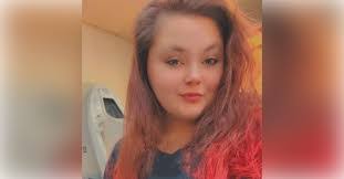 Vickie Lucas's Instagram, Twitter & Facebook