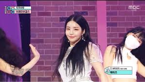 지난 '전참시' 방송에서 엄청난 식성을 드러내 화제를 일으켰던 브레이브걸스. Shrcm2xq5wlkqm