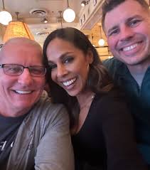 Tom Bury (@tombury1) • Instagram photos and videos