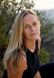 De uitgeweken Knokke-Heistse Axelle Woussen is genomineerd voor de  prestigieuze Hollywood Beauty Awards in de categorie fotografie. Samen met  2 andere celebrity-fotografen is ze op zondag 17 februari uitgenodigd op de  prijsuitreiking