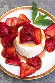 Strawberry Vanilla Panna Cotta Recipe Recipe Dinner Party Desserts Strawberry Recipes Panna Cotta Recipe