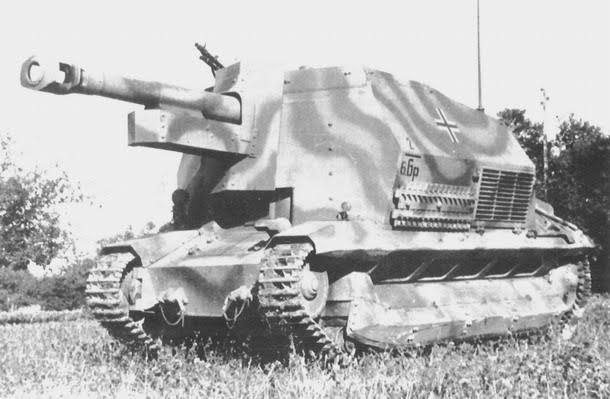 7.5 cm PaK auf Geschützwagen FCM(f) 'Marder I' - Tank Encyclopedia