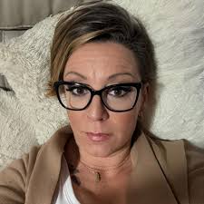 How to find the Dream Home in Plympton-Wyoming, Ontario?