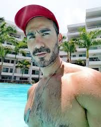 Andres Becerra (@andresbecerra)